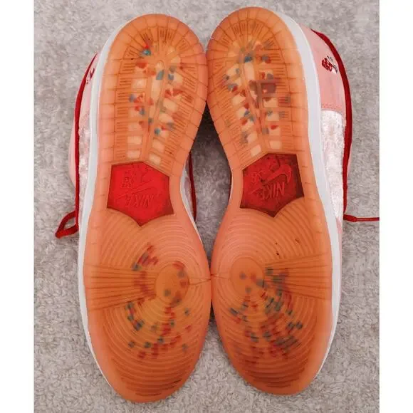 Nike SB Dunk Low Strangelove Pink Red Sneakers Mens 8.5 Womens 10 CT2552-800 - Picture 6 of 16
